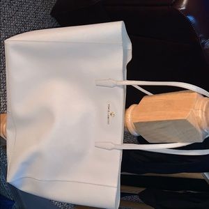 Vince Camuto tote